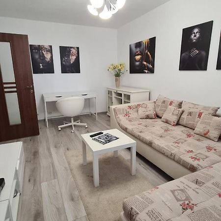 White Glamour Buzău Dış mekan fotoğraf