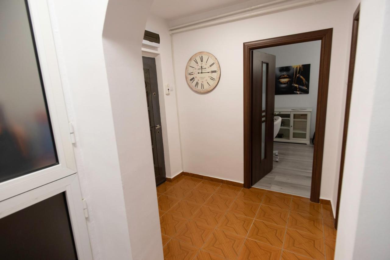 White Glamour Buzău Dış mekan fotoğraf