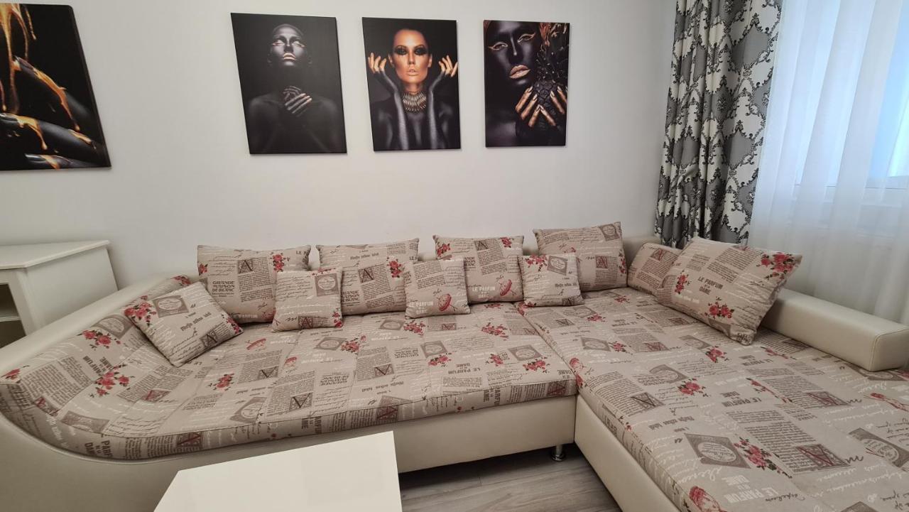White Glamour Buzău Dış mekan fotoğraf