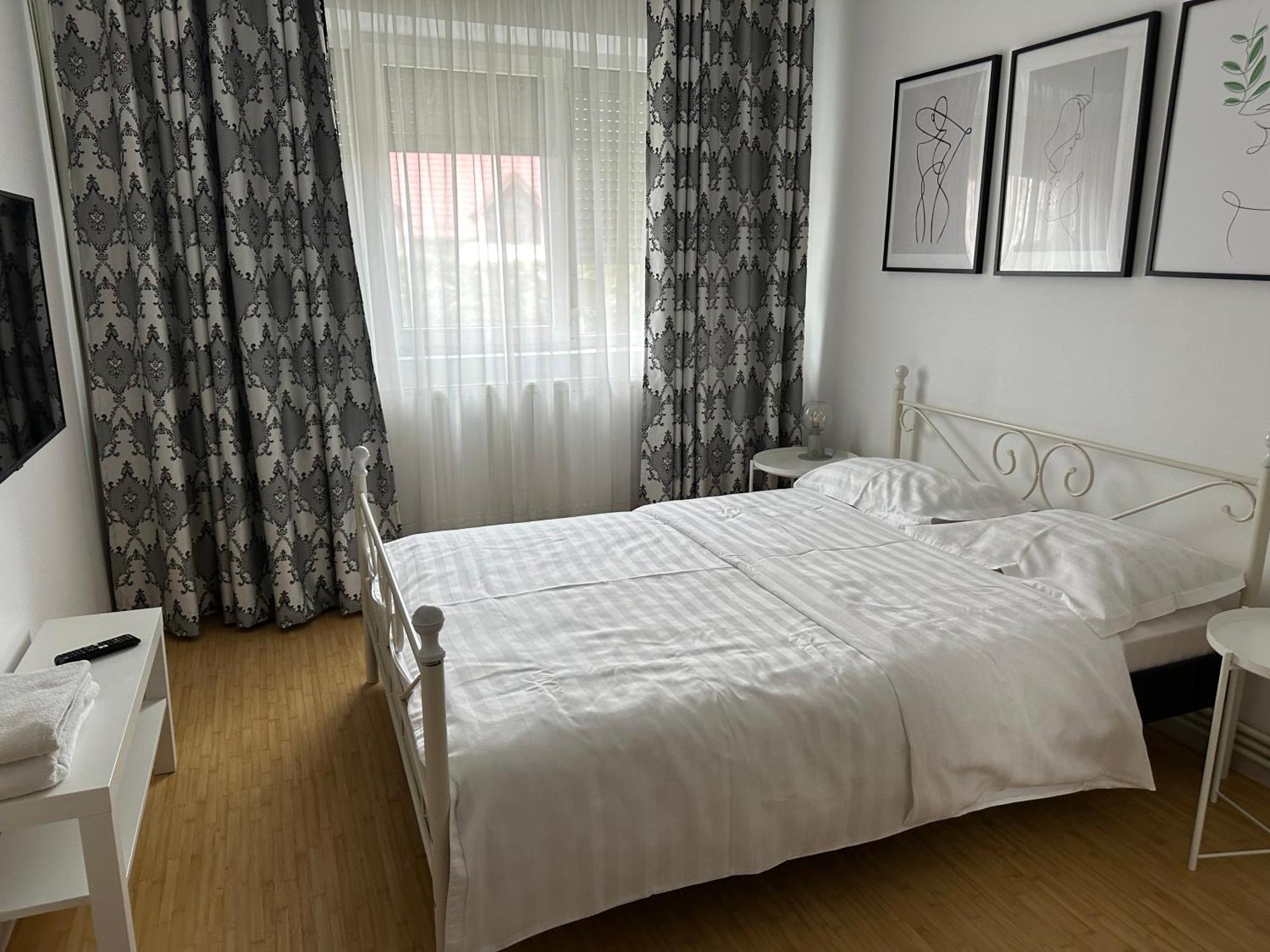 White Glamour Buzău Dış mekan fotoğraf
